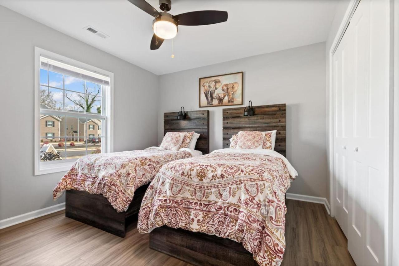 New Luxe Apt 3Br Downtown Fay Unit B Fayetteville Ngoại thất bức ảnh