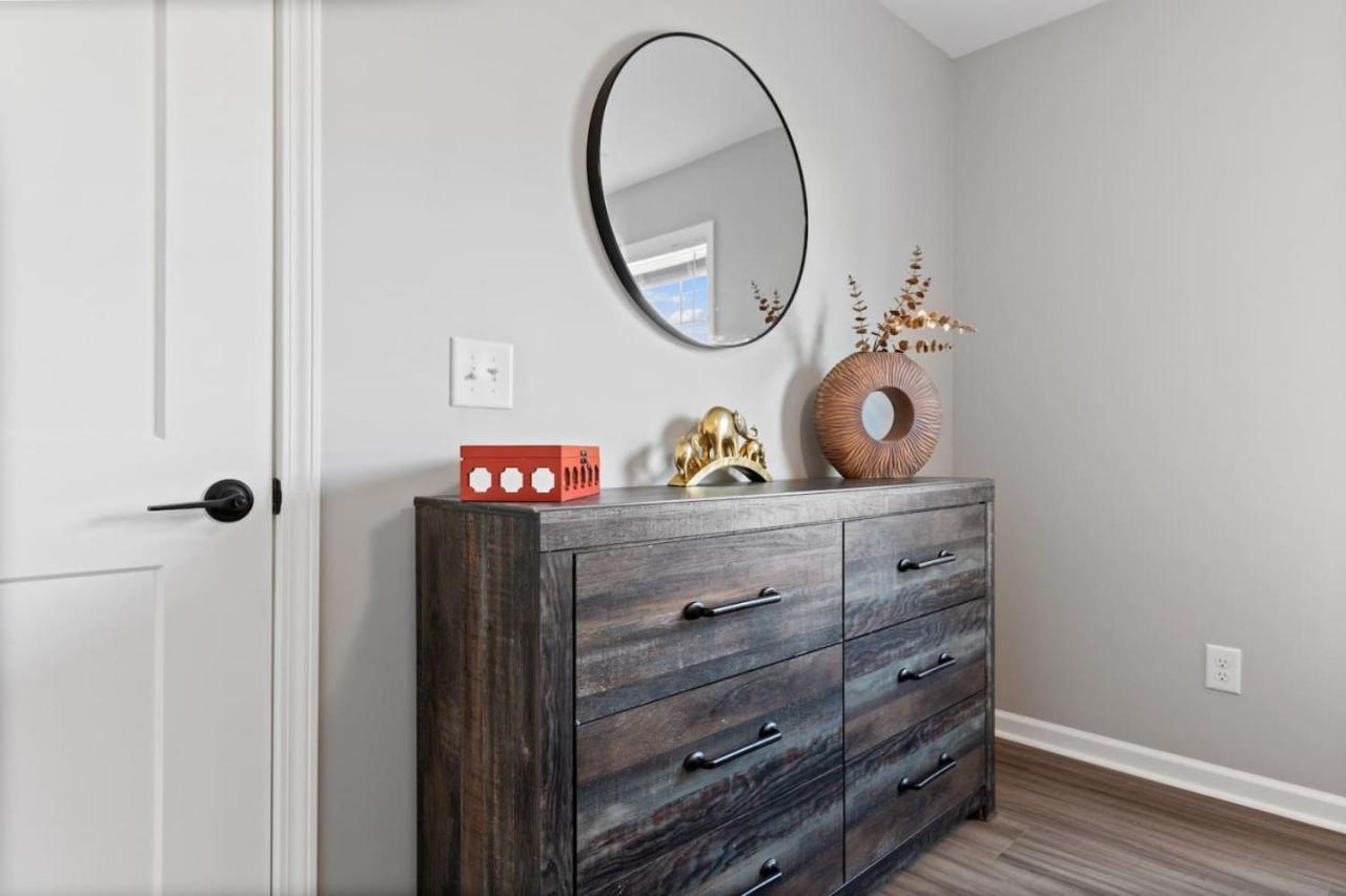 New Luxe Apt 3Br Downtown Fay Unit B Fayetteville Ngoại thất bức ảnh