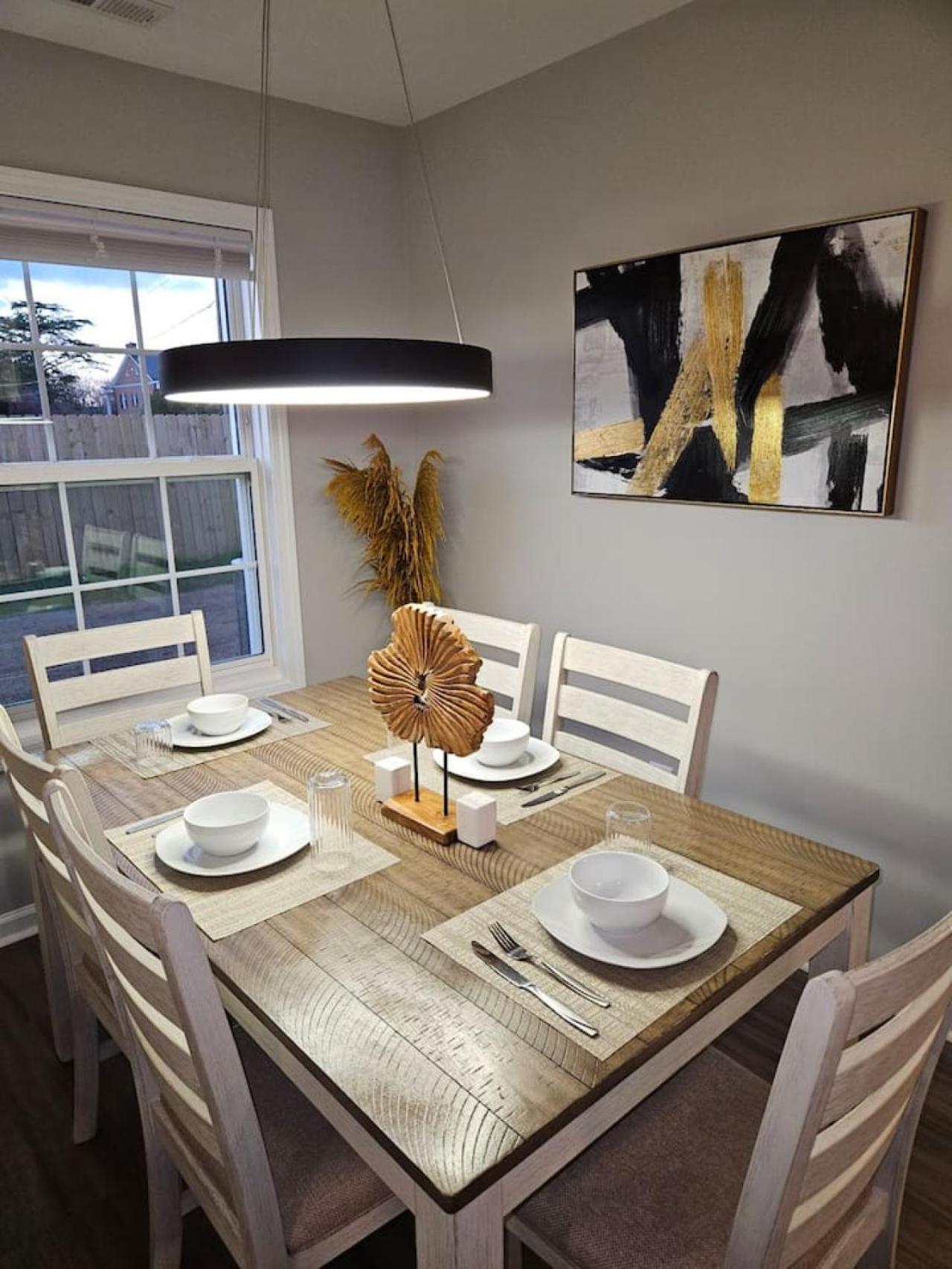 New Luxe Apt 3Br Downtown Fay Unit B Fayetteville Ngoại thất bức ảnh