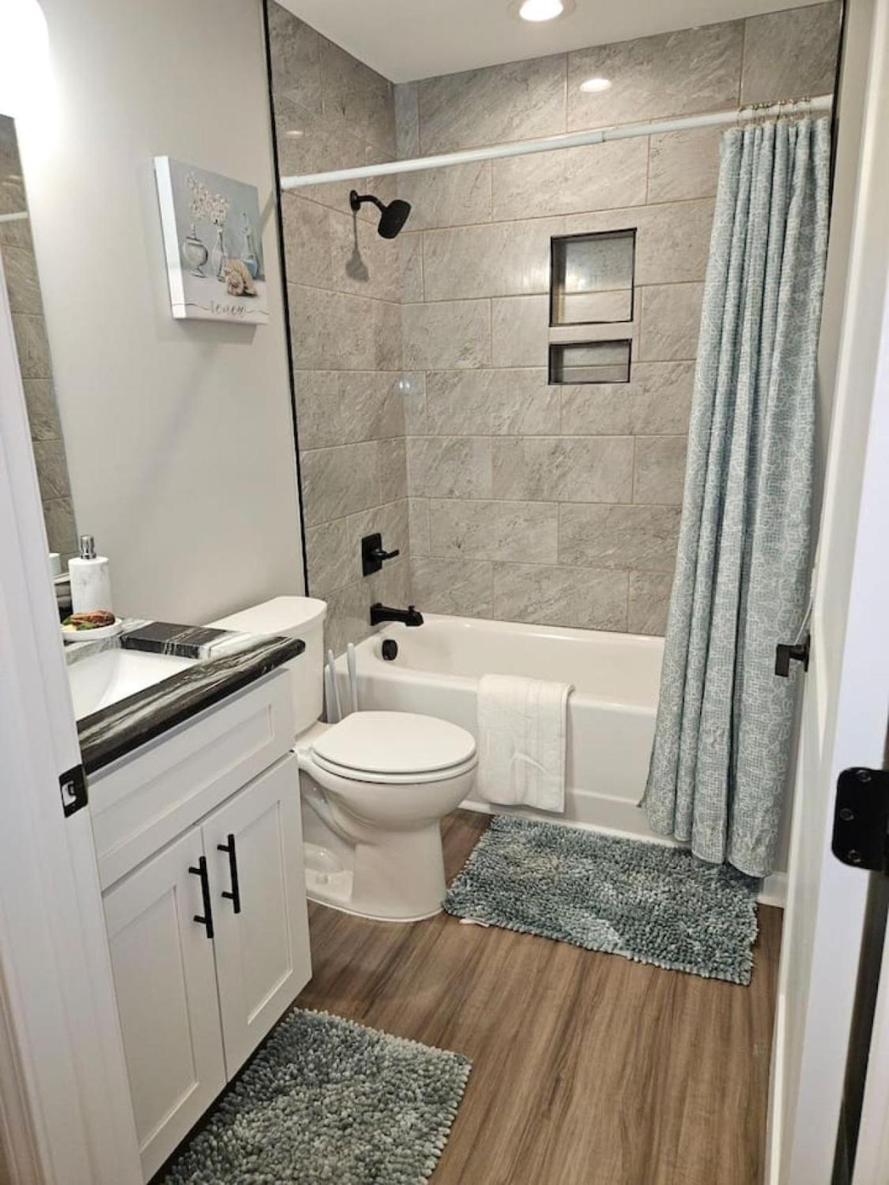 New Luxe Apt 3Br Downtown Fay Unit B Fayetteville Ngoại thất bức ảnh